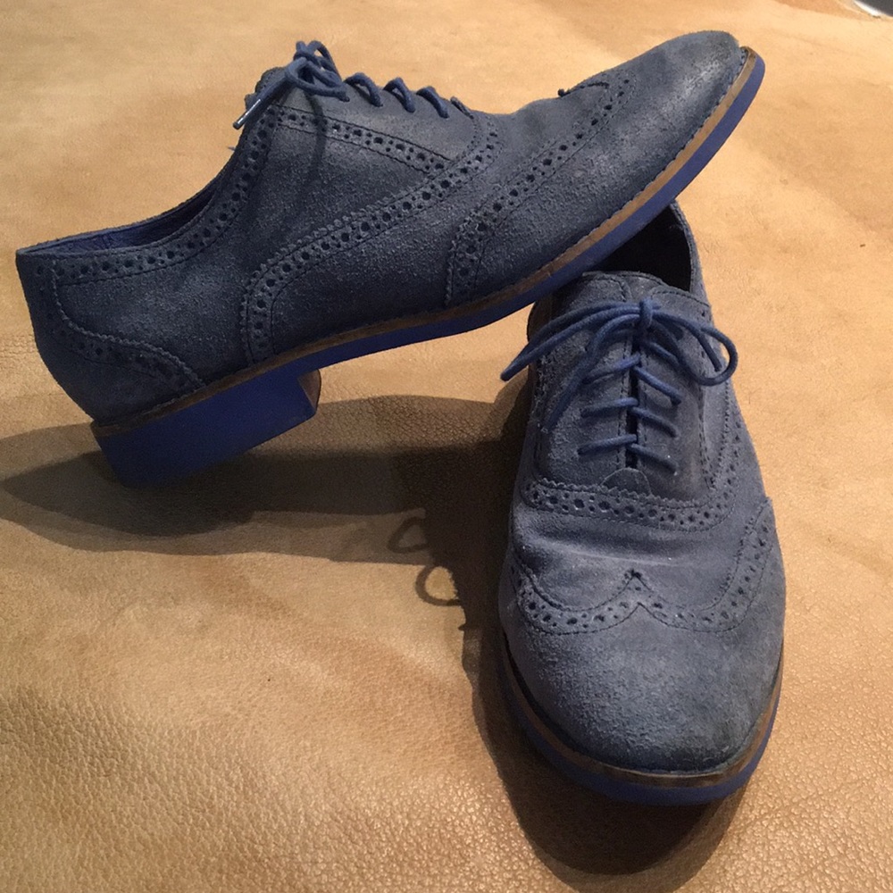 Blue toned COLE HAAN oxford/loafer STYLISH